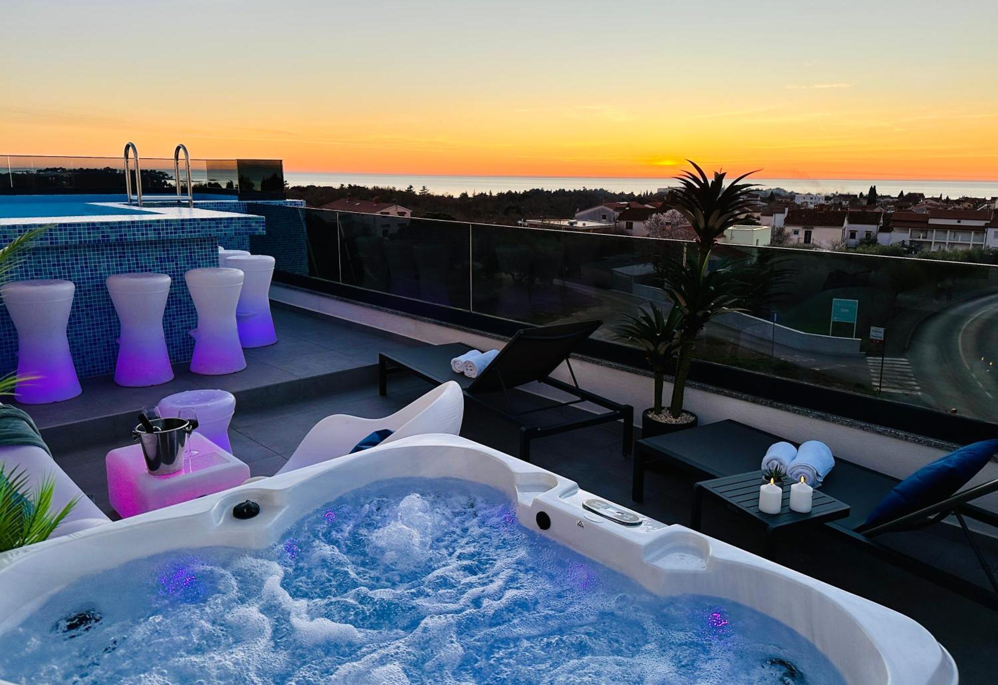 New Luxury Penthouse With Swimming Pool And Amazing Sea View!